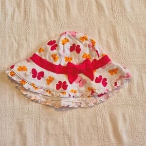 Crazy 8 girls size 12-24 months jersey knit white hat with butterfly design NWT
